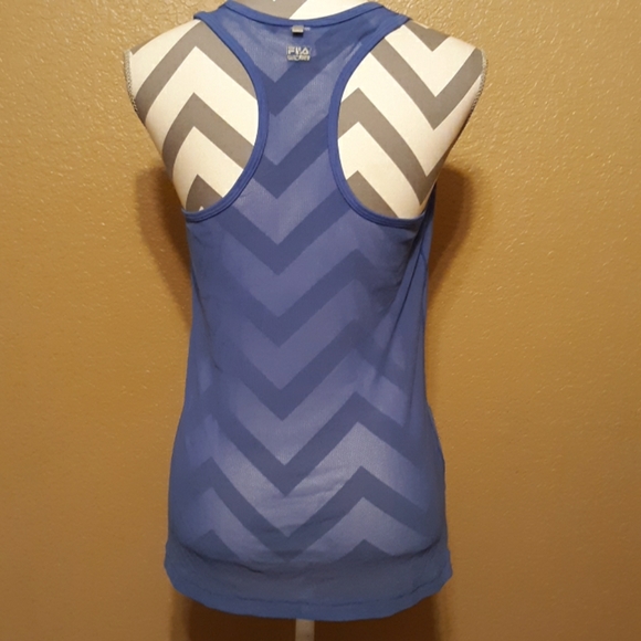 Fila workout shirt - Picture 3 of 4